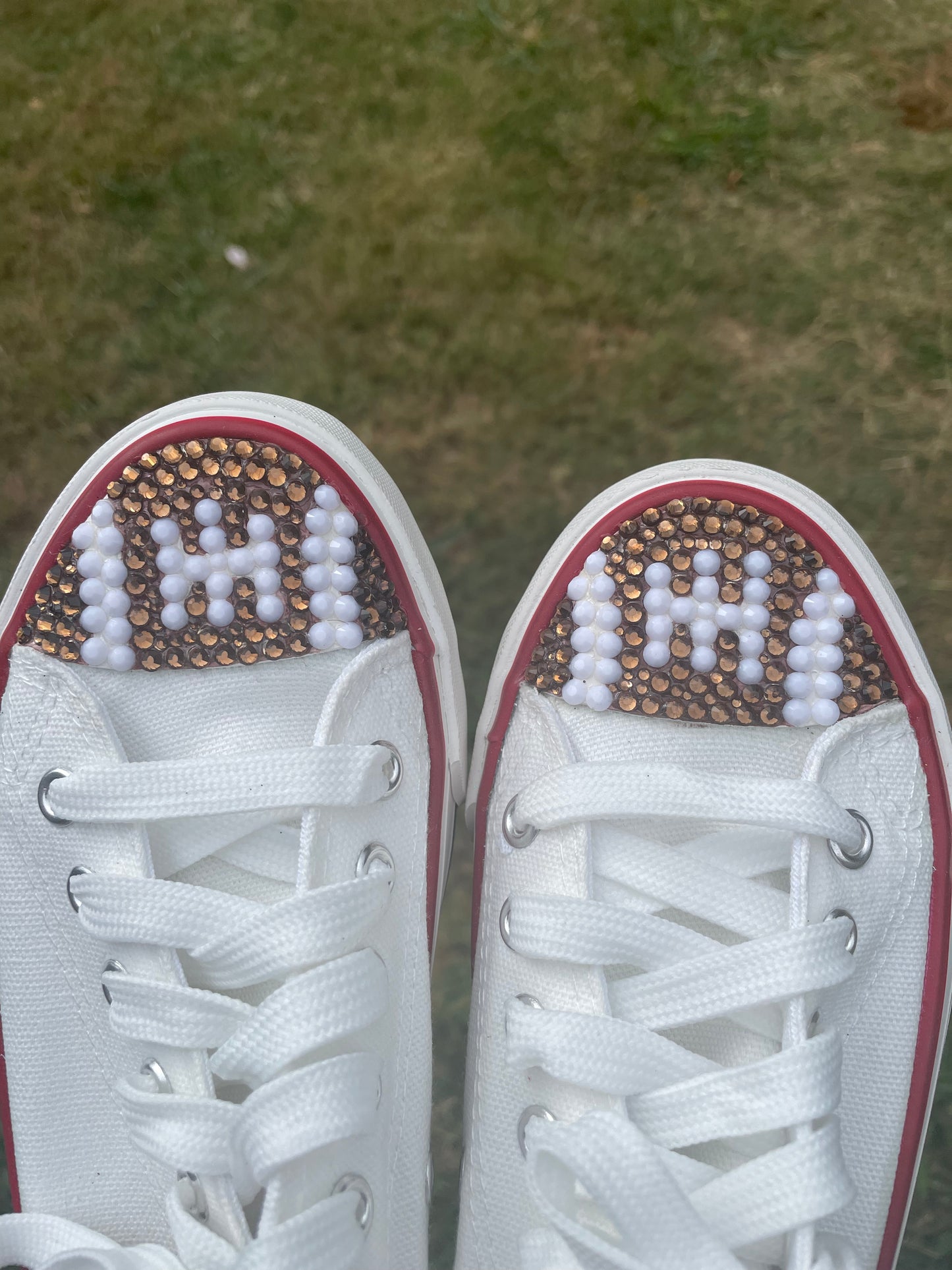 Blinged toe sport shoes